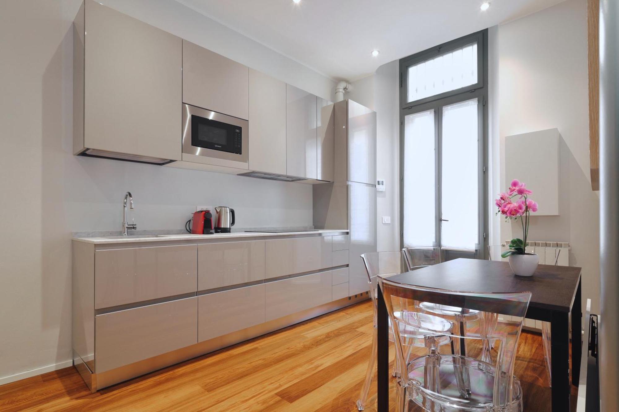 Joivy Modern Flat Near Duomo Di Milano Apartment Luaran gambar